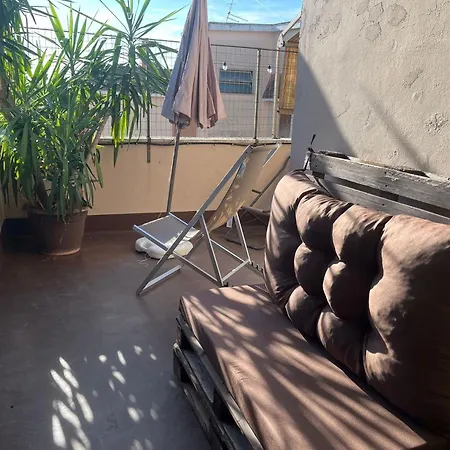 Apartmán And Quiet Penthouse Ci 14 *